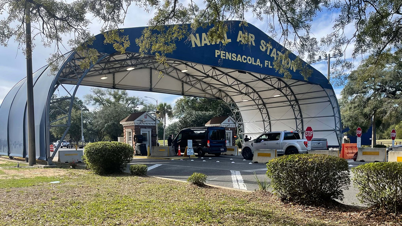 3 US Navy sailors assigned to Naval Air Station Pensacola killed in car crash — FOX 5 Atlanta News